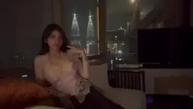 Dokumentasi Gadis Berkebaya Cantik Di Kasur