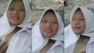 Gadis SMA Ngentot Di Batu Sungai Jembut Lebat Lumer WOT